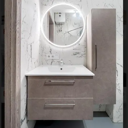 Flat-studija